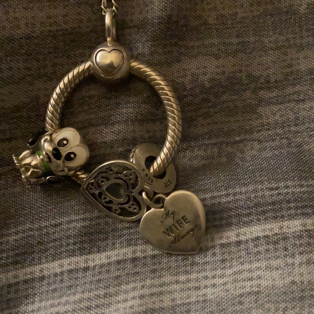 Wife doesn’t wear it anymore so I’m not waste it